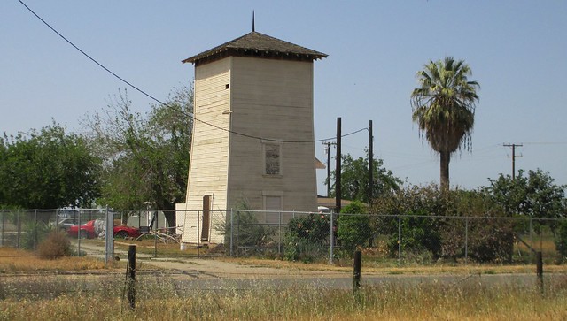 Central Valley Farm Water Tank (Tulare County, California)