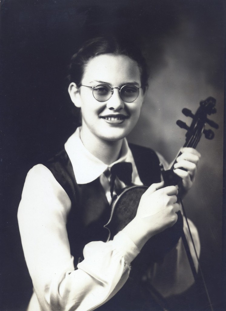 Mary Ellen Estill, Schulenberg, TX 1939