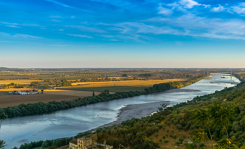 santarém portugal bluesky landscape outdoor céuazul paisagem nikond5300 nikon18140mm tagusriver riotejo water água bridge ponte portasdosol santarémcastle castelodesantarém