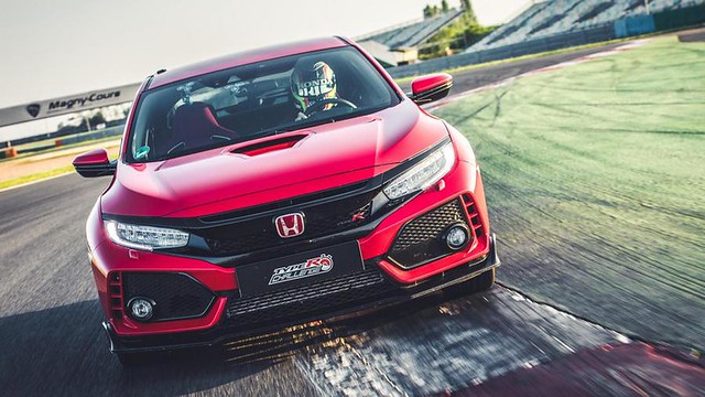Honda Civic Type R rekord Magny Cours 2