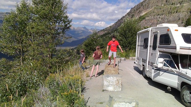 A rest stop beside Glacier Wall on the 