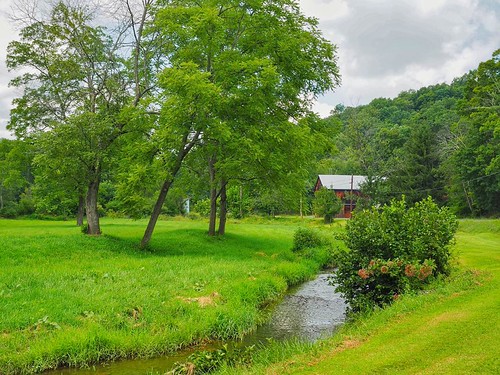 The old mill #project365 #tinyshutter #picoftheday #photooftheday #igdaily #mill #country #stream #scenic | by dkawebsan