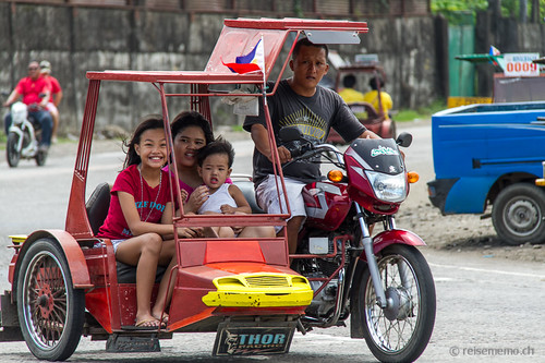 philippines ph philippinen motorrad nahverkehr seitenwagen personentransport