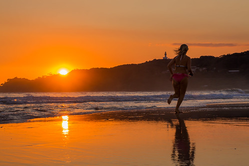byronbay morning sand sunrise winter seashore water dawn beach newsouthwales australia reflection sea オーストラリア au