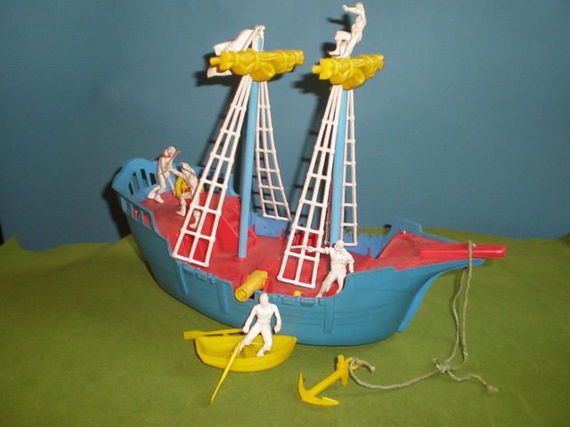 Ideal Toys  - Pirate Ship