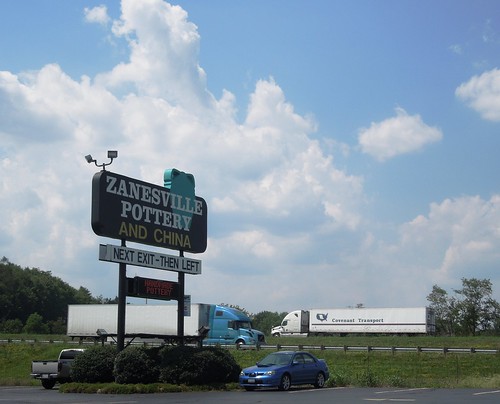 Interstate 70 - Zanesville, Ohio | Two semis meet - one goin… | Flickr