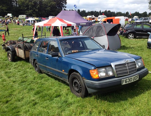 Mercedes W124 200T | by VAGDave