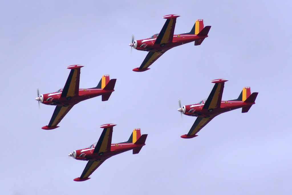 Avion Des Diables Rouges Diables Rouges | At RIAT 2011 | Martin Jones | Flickr