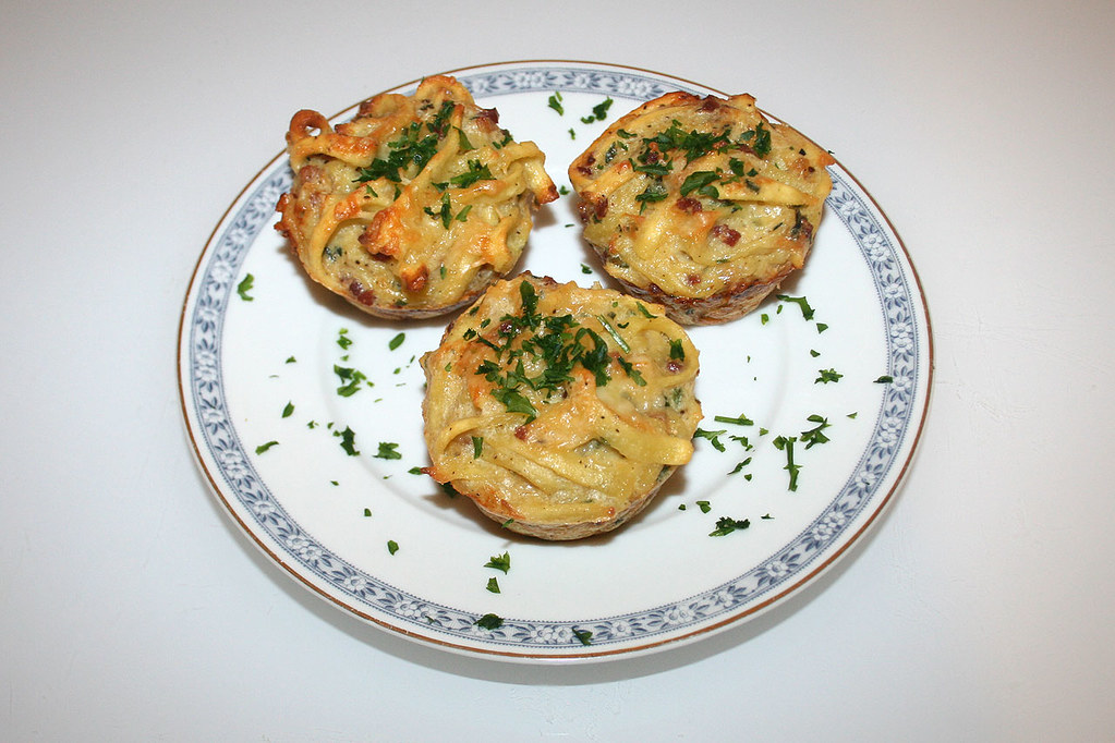27 - Spätzle-Muffins mit Speck &amp; Käse / Spaetzle muffin wi… | Flickr