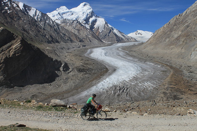 Cycling past the Drang-Drung glacier