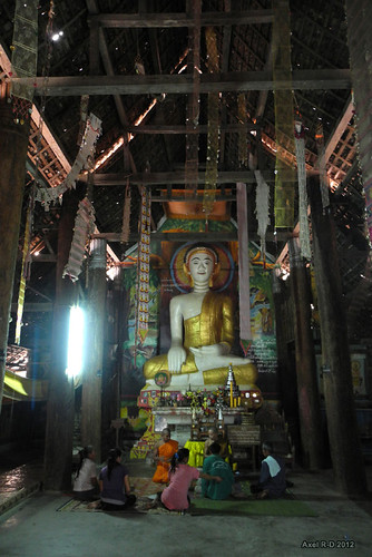 temple laos muangngeun