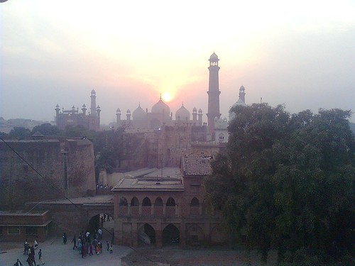 Lahore view of mosque | by > ayaz