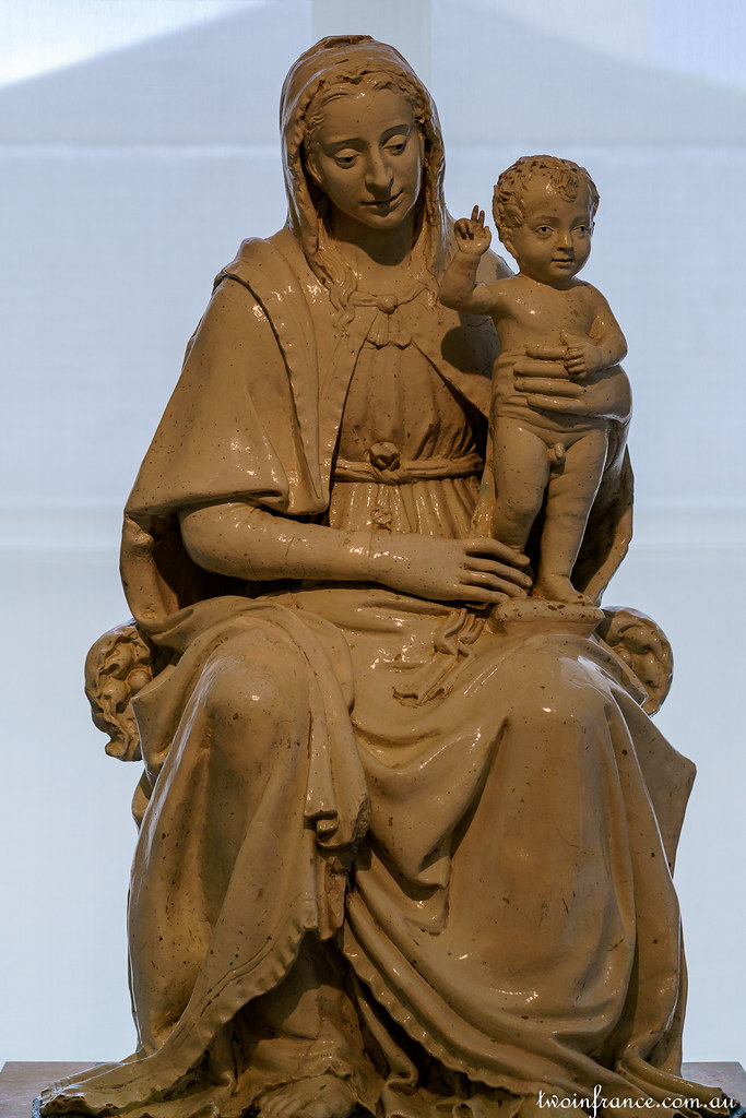 Seated Virgin Holding the Child 16th century earthenware (Della Robbia workshop)