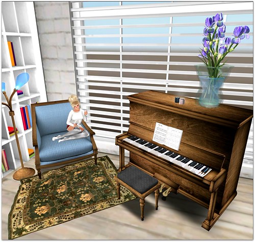 Cleo Design- piano corner- Vintage Fair | by Faithless Babii - catching up !