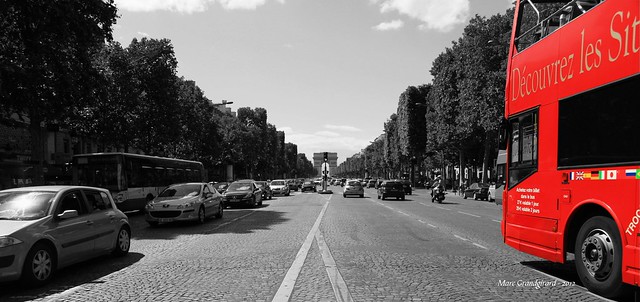 Les Champs Elysées Paris