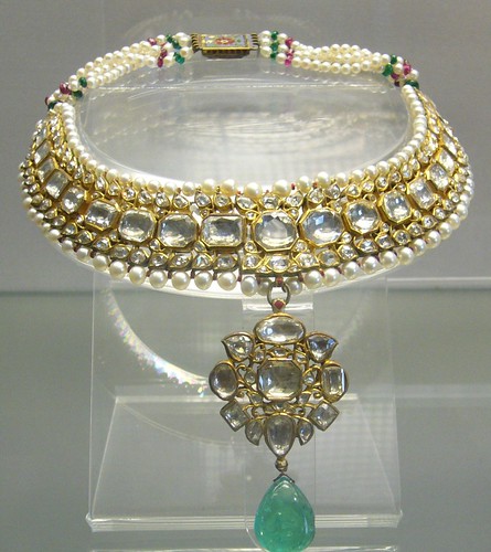 Diamond Necklace by Swamibu