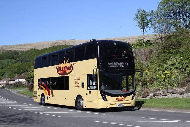 M90YEL (ex YX66WLJ) Yelloway Coaches, Walsden, May 2018