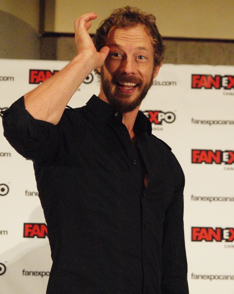 Kris Holden-Ried- Lost Girl Q&A.
