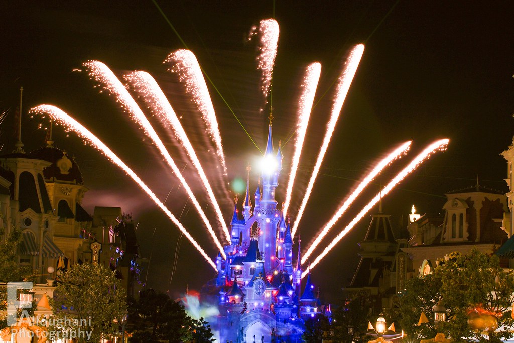 DisneyLand-Paris Aug-2012 | Fireworks Fireworks | FAISAL ALLOUGHANI | Flickr