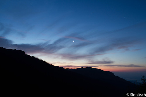 moon mountain sunrise austria mond österreich berge sonnenaufgang