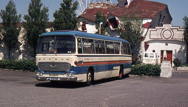 MLO 997D, Bluebird Coaches Duple bodied Ford, Felixstowe