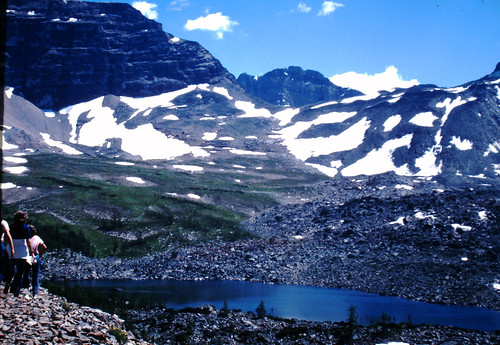 canada morainelake consolationlake banffnationalpark canadianrockies lake mountain trail slide ektachrome