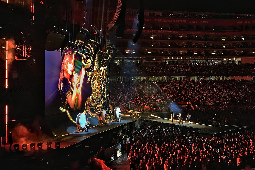 Taylor Swift Reputation Stadium Tour - Levi's Stadium Sant… | Flickr