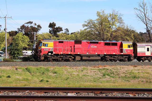 N456 heads to Melbourne on the up Swan Hill pass