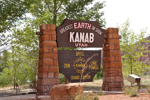 Entering Kanab Sign | Zion National Park, Utah | Peter Hvidsten | Flickr