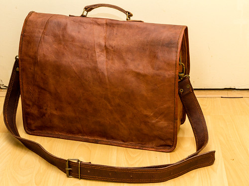 Paper Street Leather Ambassador bag - Back | I discovered th… | Flickr