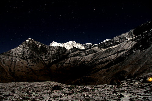 See how wonderful the night turns out with the moon and the stars | by madhujith