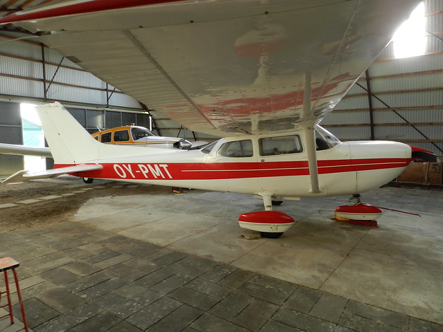 OY-PMT Cessna 172