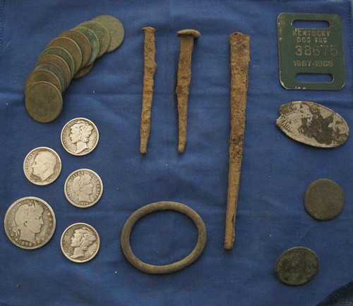 1835 House Metal Detecting | I decided to hit a local town ...