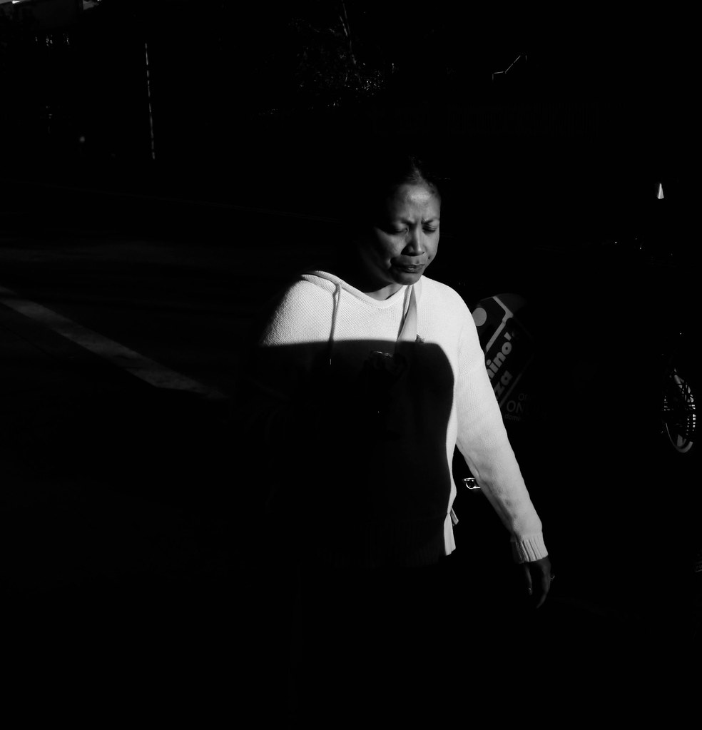 White sleeve. | Jonathan Chan | Flickr