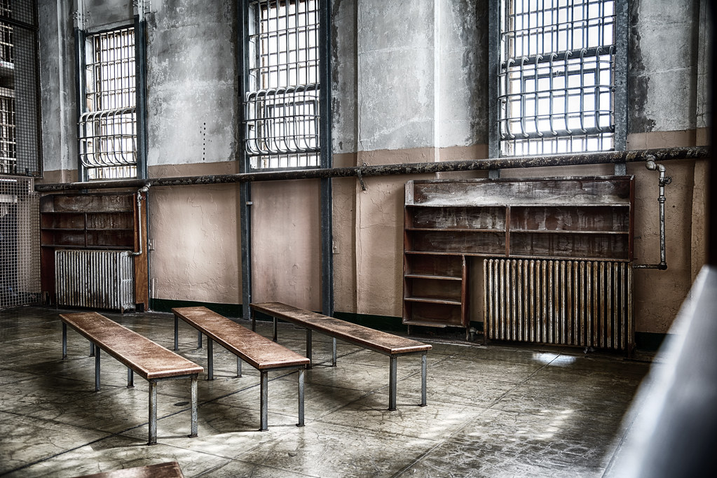 Alcatraz Library | San Francisco, California www.joejosephs.… | Flickr