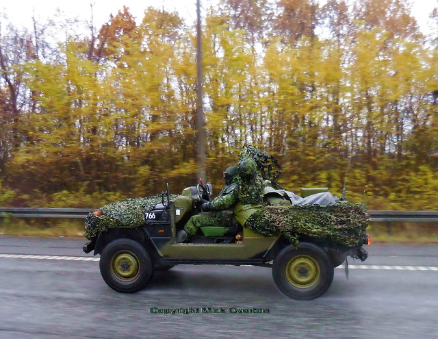 Rain blasted soldiers in Danish Army Mercedes AWD 55.766 cruises at 100kmh in rain during sunday lunchtime exercise !