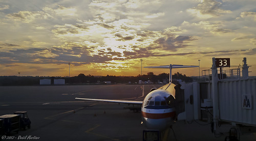 morning columbus ohio tarmac sunrise airplane airport gate 33 american columbusohio oh airlines americanairlines droid droidx