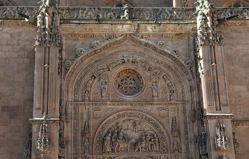 New Cathedral, Salamanca, 1513 - 1733 , exterior portal (8… | Flickr