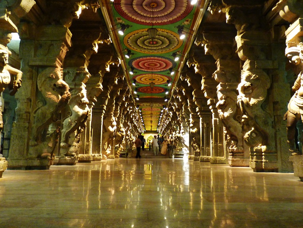 Hall of a Thousand Pillars, Madurai Meenakshi Amman temple.