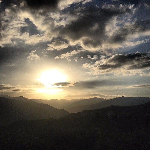 Sun by skymino, square squareformat iphoneography instagramapp uploaded:by=instagram foursquare:venue=4f9bfbeee4b0e1