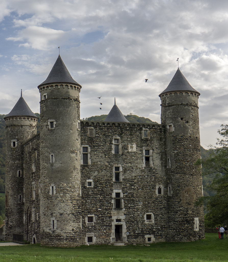 Château (c. 1470) de Bon Repos à Haute-Jarrie (Isère, Fran… | Flickr
