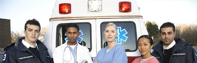 Rakesh-Pherwani-Doctor-Nurses-And-EMT-Ambulance
