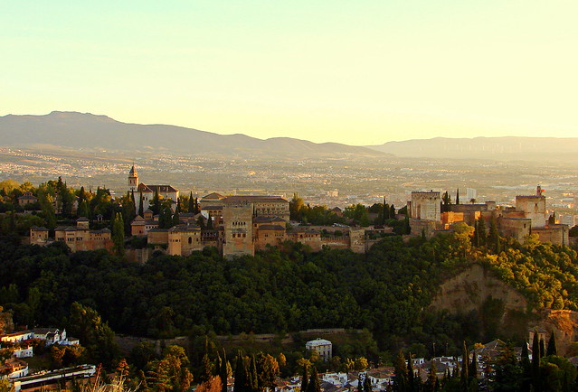 Todos os caminhos conduzem à Alhambra