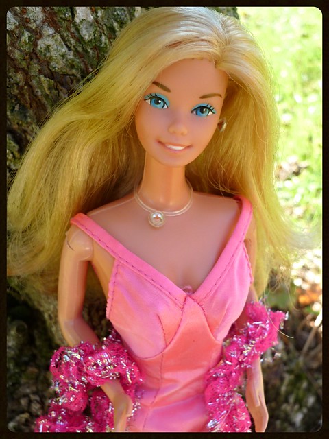 1977 Superstar Barbie - a photo on Flickriver