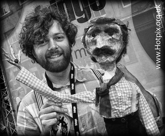 Fringe2012 - Puppeteer from 'The Road That Wasn't There' , High St, Royal Mile, Edinburgh City, Scotland UK