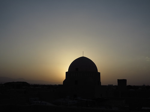 Traditional Old Town Roofs Roofscape Dach Dächer Yazd Iran by hn., Islamic Republic of Iran, Persia, Persien, West Asia, Asien, Middle East, Mittlerer Osten (Fully cop