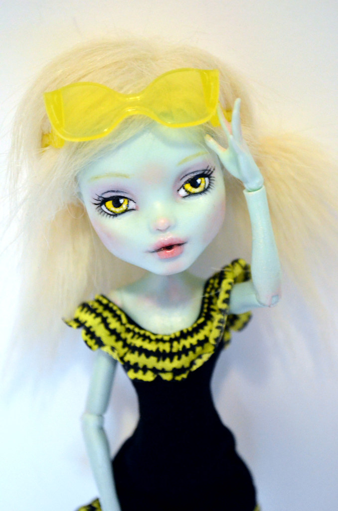 Olivia shades | My newest repaint, Olivia Yeti. I wanted to … | Flickr