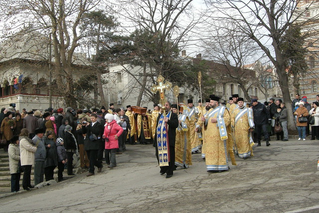La Constanţa de Bobotează - Procesiunea pornind de la Catedrala Arhiepiscopală