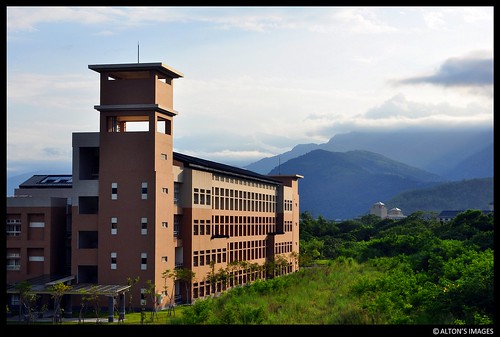 sunset sky mountains building tower architecture clouds campus landscape asian island asia university outdoor taiwan tropical formosa 台灣 sunsetlight hualien alton altonthompson 2012 ndhu riftvalley 花蓮縣 donghwa 國立東華大學 nationaldonghwauniversity 唐博敦 hualiencounty shoufeng taiwanphotographers altonsimages papayacreekdelta