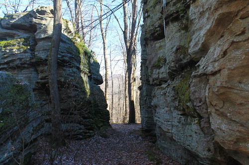 Exploring Rock City by andyarthur, Walking down a street. <a href="http://andyarthur.org/photos/mccarty/media14085.html" rel="nofollow"